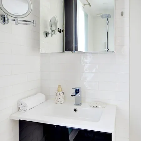 Bnbnova - Eiffel Tower & Invalides - 1br Apartmán Paříž