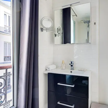 公寓 Bnbnova - Eiffel Tower & Invalides - 1br 巴黎
